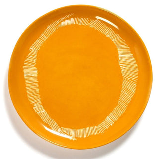 Serax Feast dinner plate diam. 22.5 cm. sunny yellow swirl - stripes white - Buy now on ShopDecor - Discover the best products by SERAX design